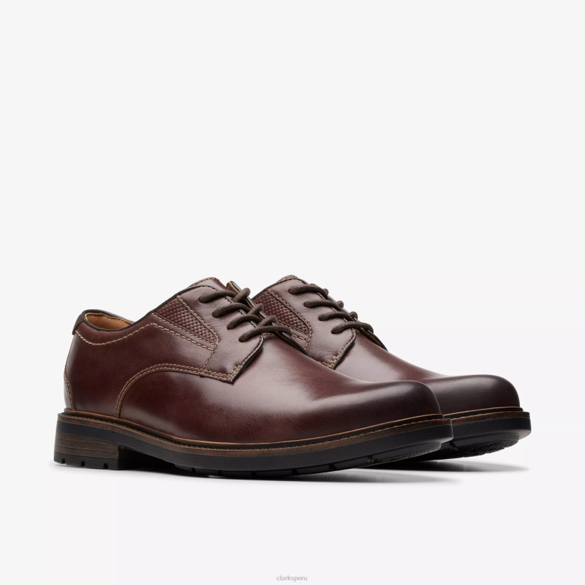 HZVP739 un condado bajo cuero marrón Clarks