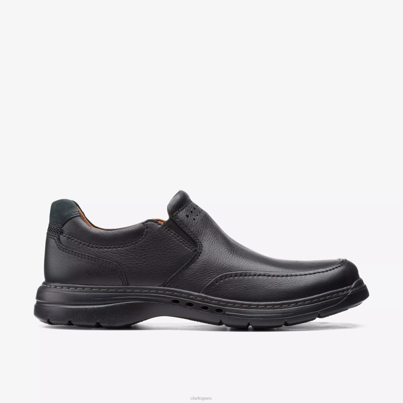HZVP761 un paso de pelea cuero negro Clarks