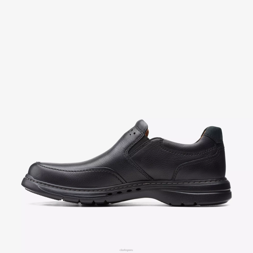HZVP761 un paso de pelea cuero negro Clarks