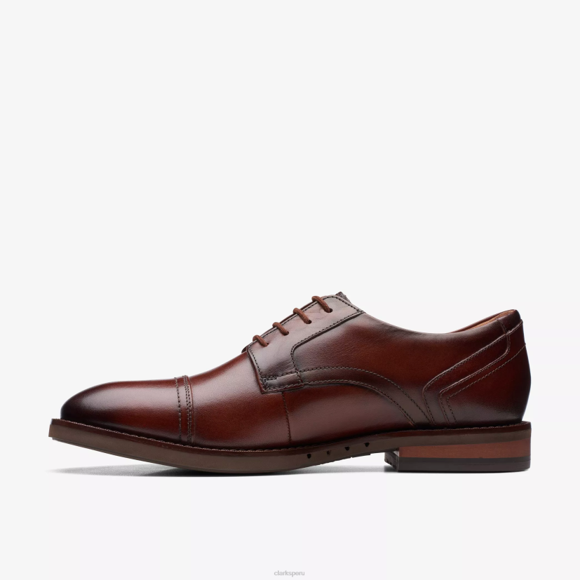 HZVP792 un hugh gorra cuero caoba Clarks