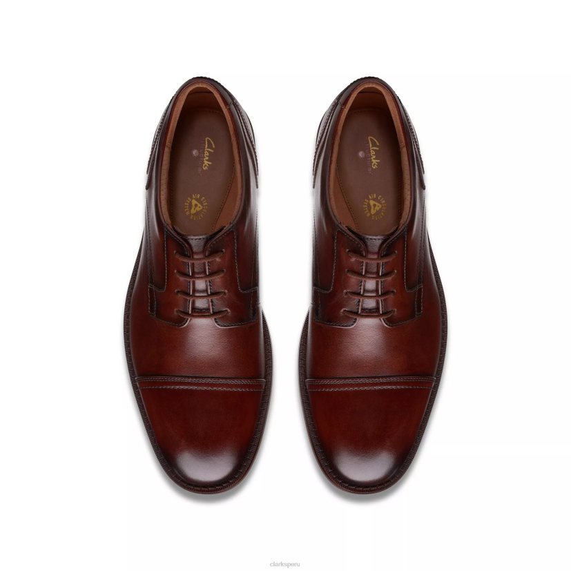 HZVP792 un hugh gorra cuero caoba Clarks