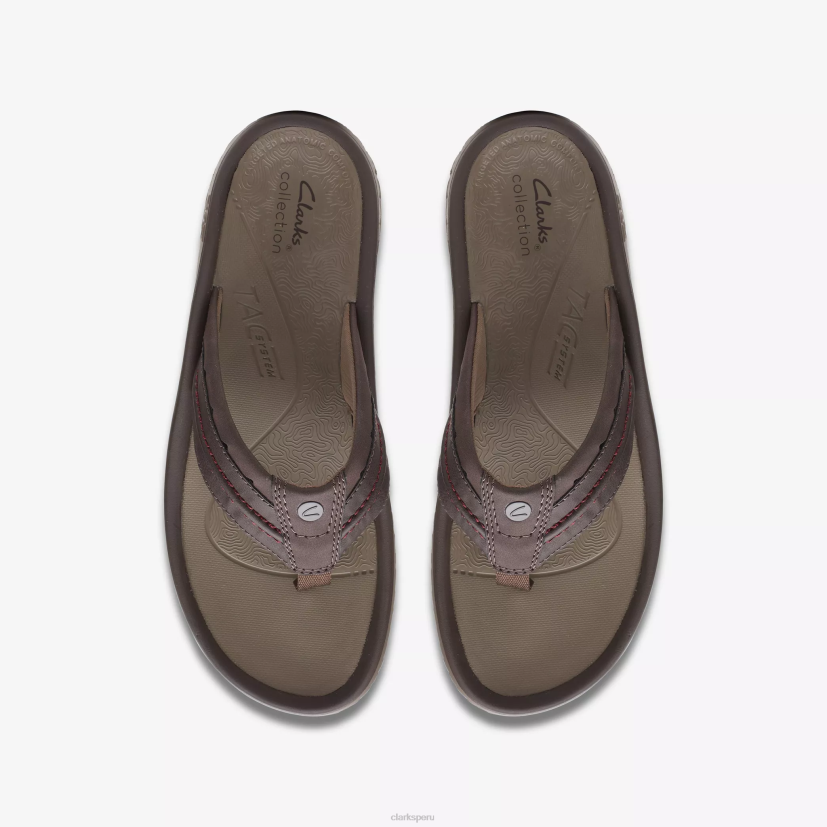 HZVP887 publicación de wesley marrón Clarks