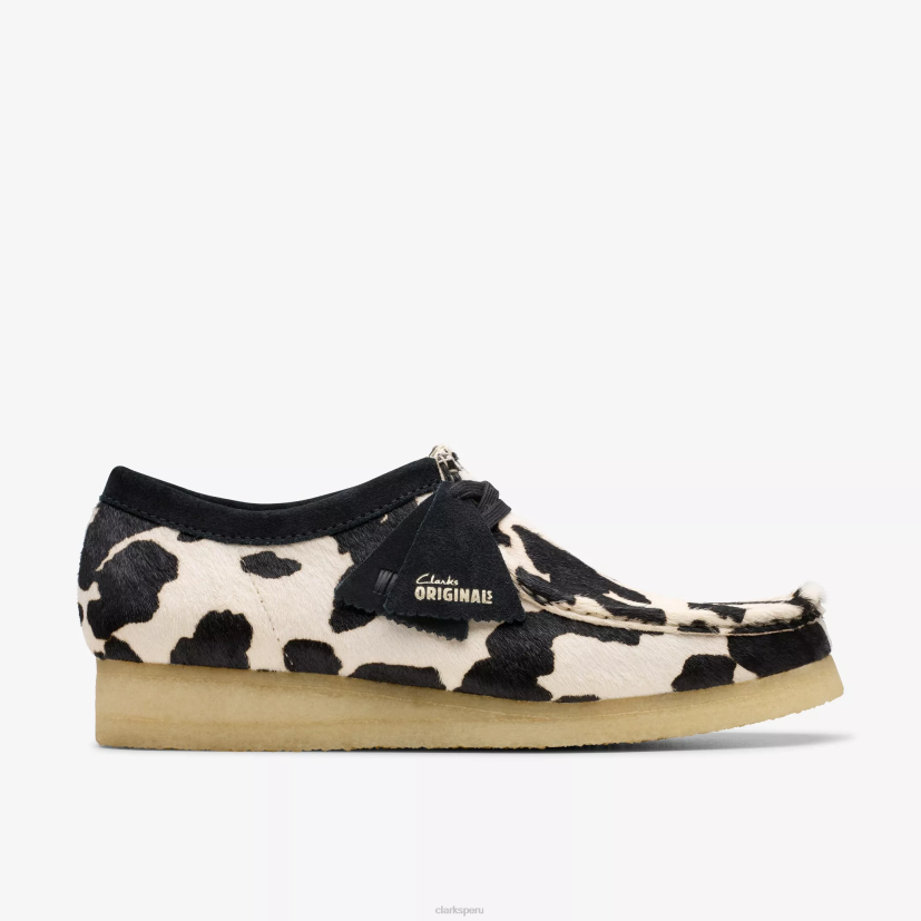 HZVP661 wallabee peinado con estampado de vaca Clarks