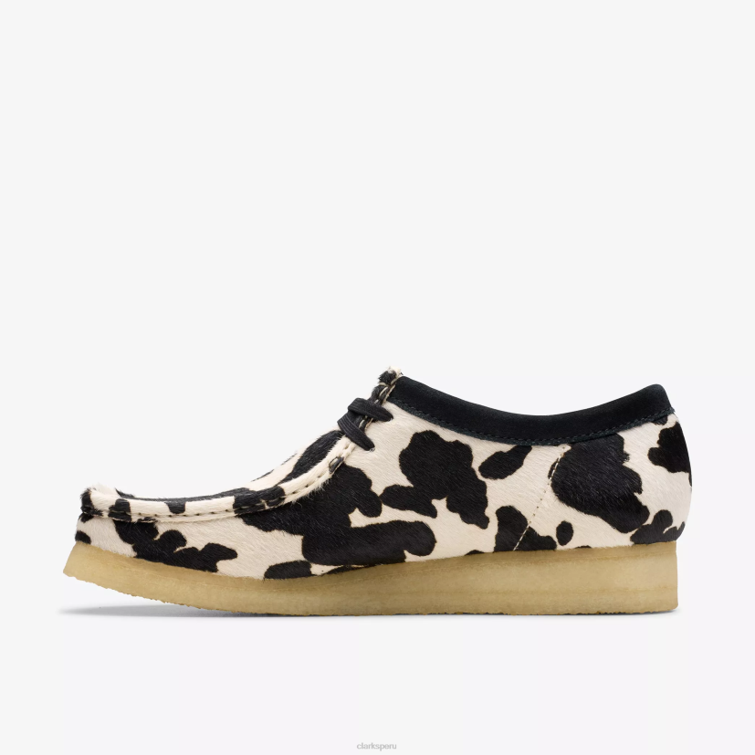 HZVP661 wallabee peinado con estampado de vaca Clarks