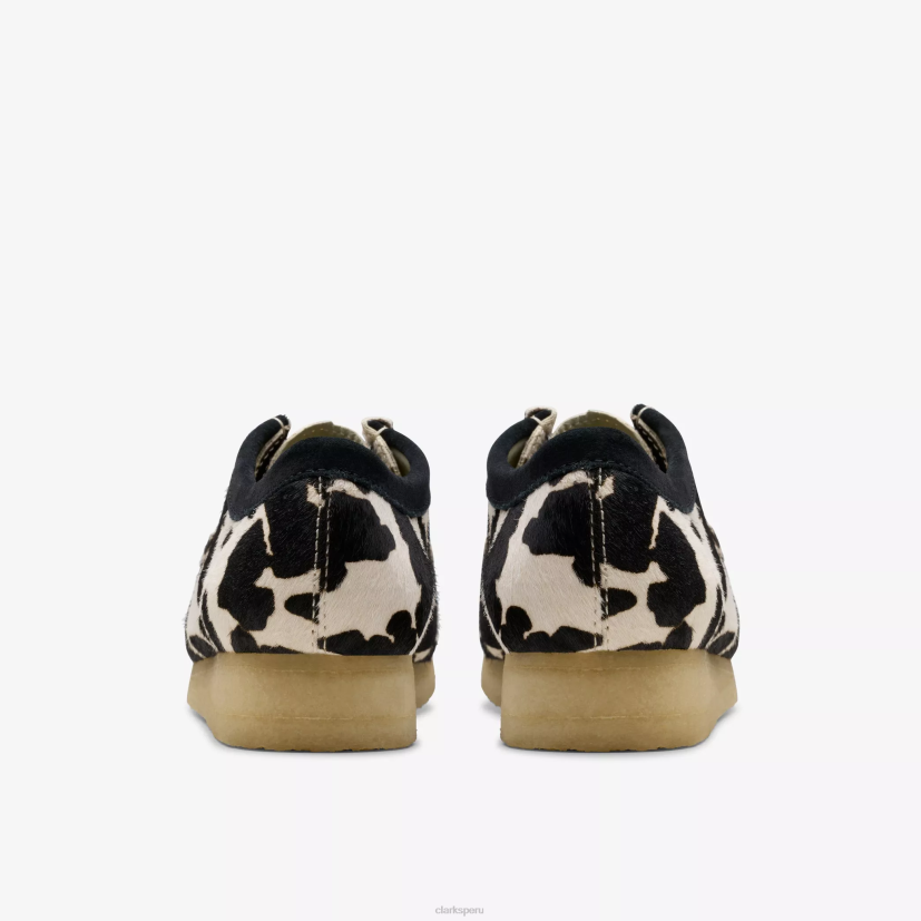 HZVP661 wallabee peinado con estampado de vaca Clarks