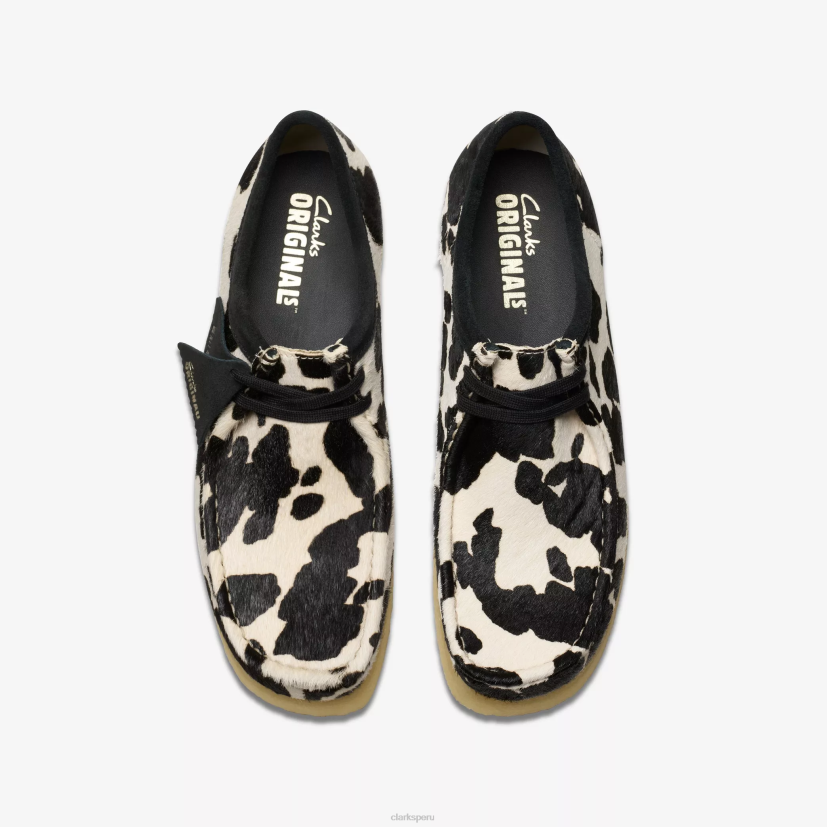 HZVP661 wallabee peinado con estampado de vaca Clarks