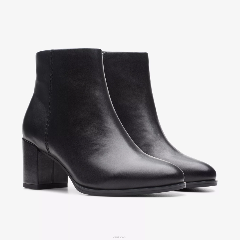 HZVP402 freva 55 zip cuero negro Clarks
