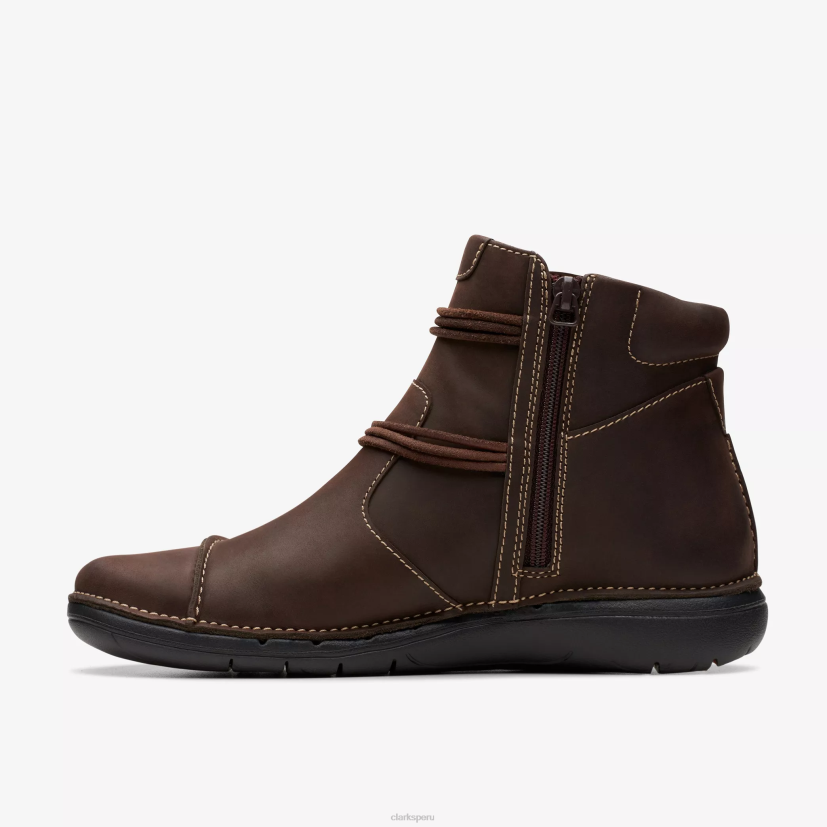 HZVP440 un bucle arriba cuero marrón oscuro Clarks