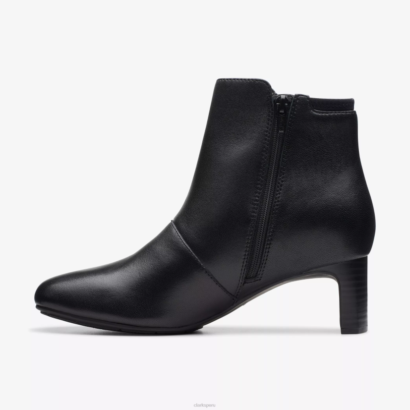 HZVP461 kyndall faye cuero negro Clarks