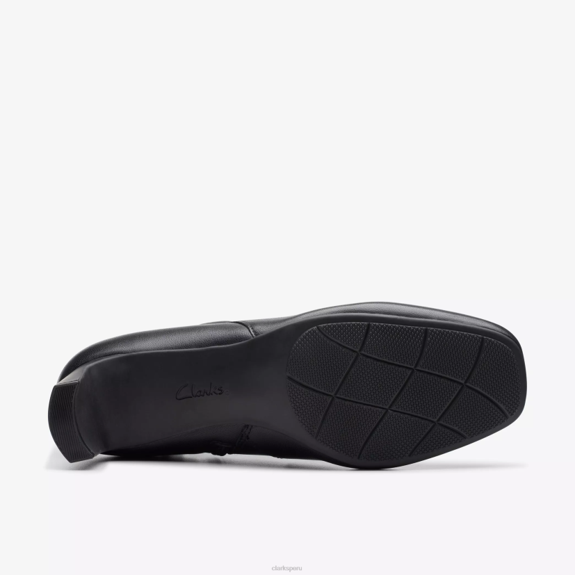 HZVP461 kyndall faye cuero negro Clarks