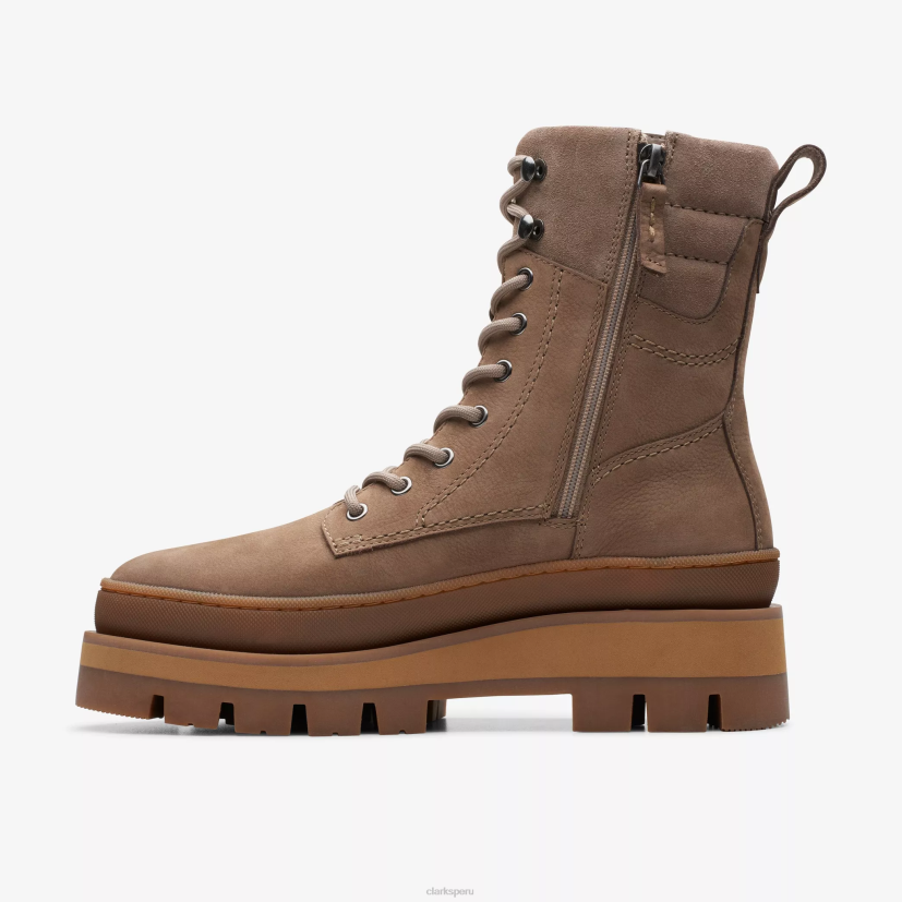 HZVP473 orianna 2 caminata nubuck guijarro Clarks