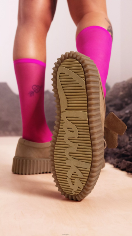 HZVP572 abeja torhill nubuck tostado claro Clarks