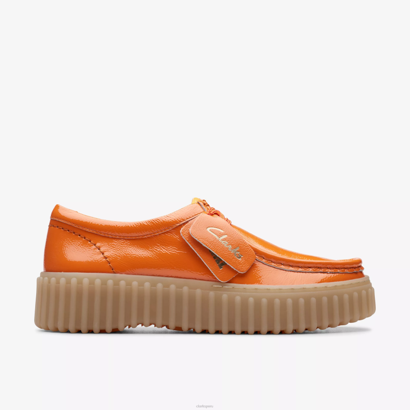 HZVP573 abeja torhill charol naranja Clarks