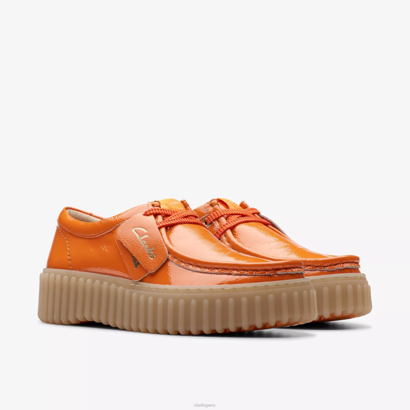 HZVP573 abeja torhill charol naranja Clarks
