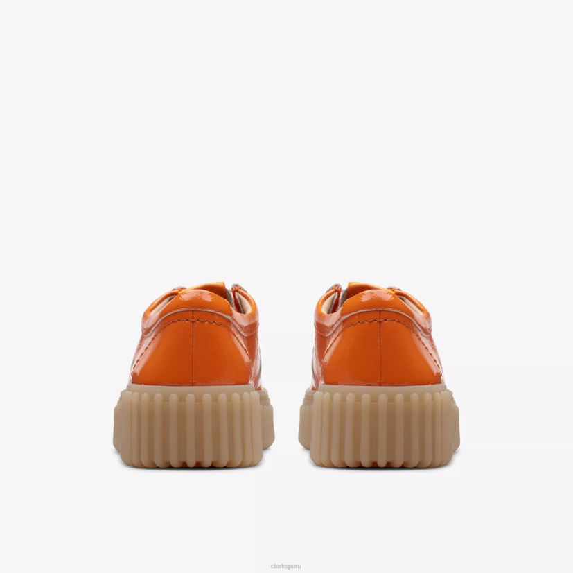 HZVP573 abeja torhill charol naranja Clarks