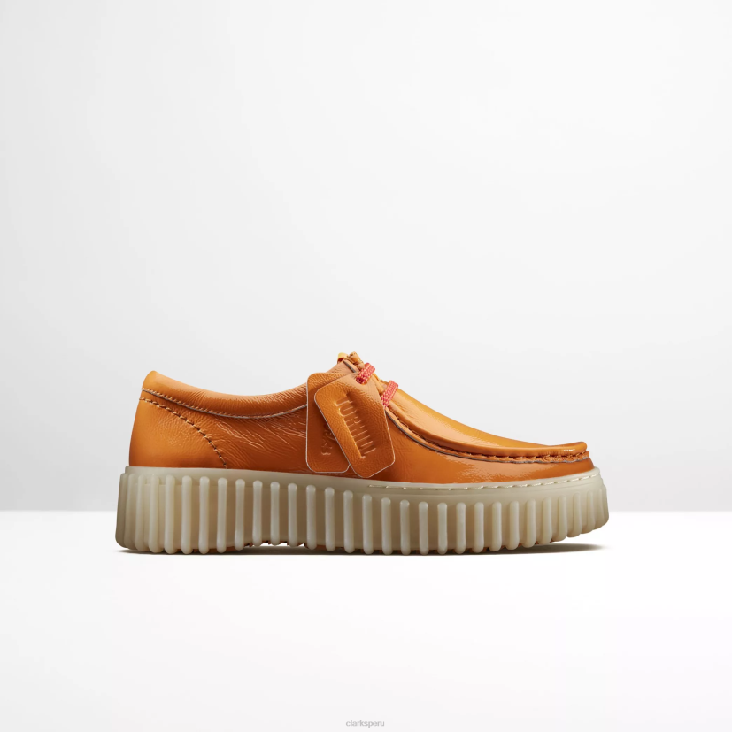 HZVP573 abeja torhill charol naranja Clarks