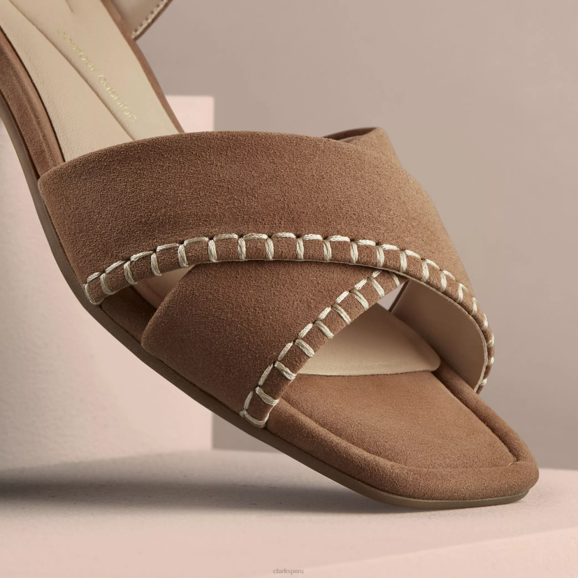 HZVP117 serina35 cruz gamuza color canela Clarks