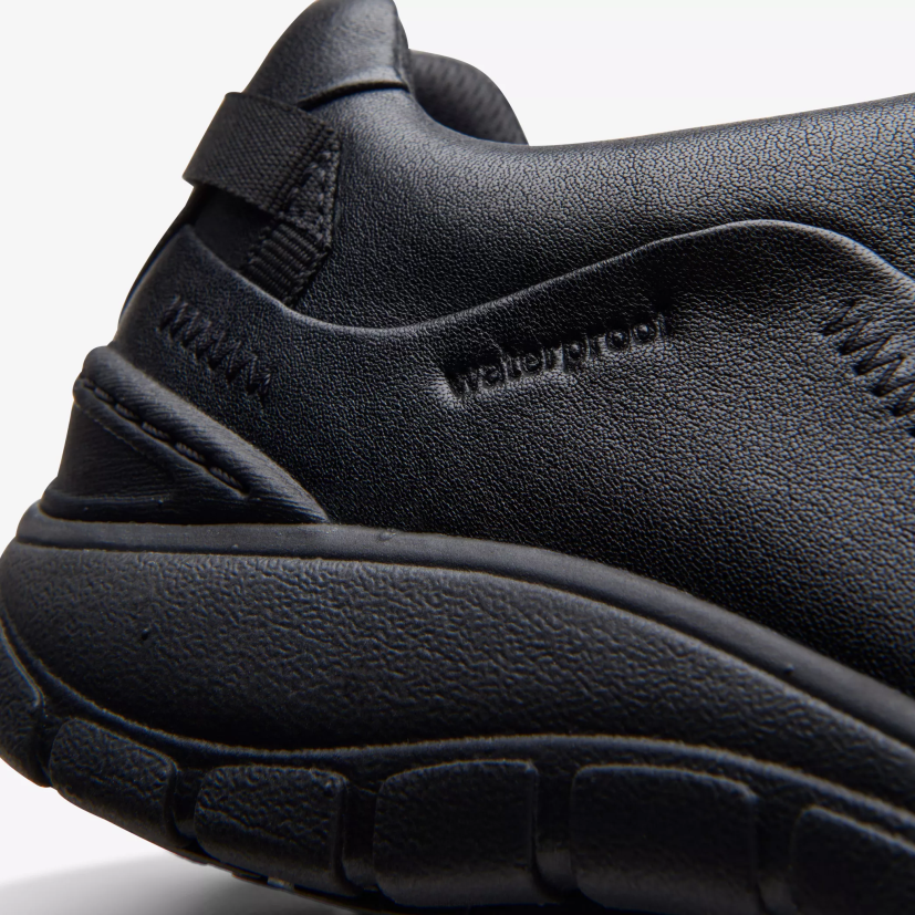 HZVP345 rango de onda cuero negro Clarks