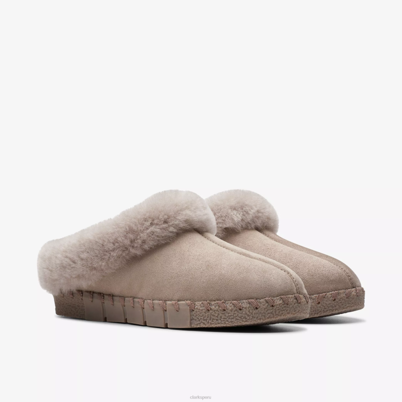 HZVP608 faye ryn arena Clarks