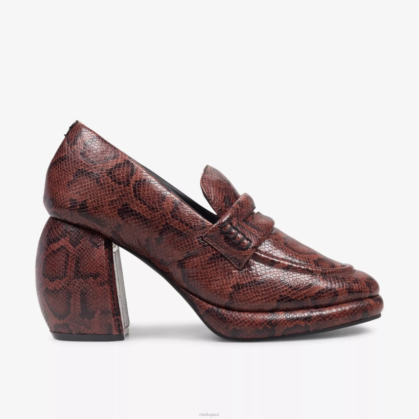 HZVP245 mocasines martine rose mujer 1 serpiente marrón Clarks