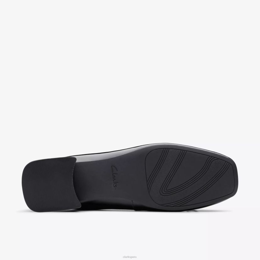 HZVP256 ubree 15 pasos charol negro Clarks