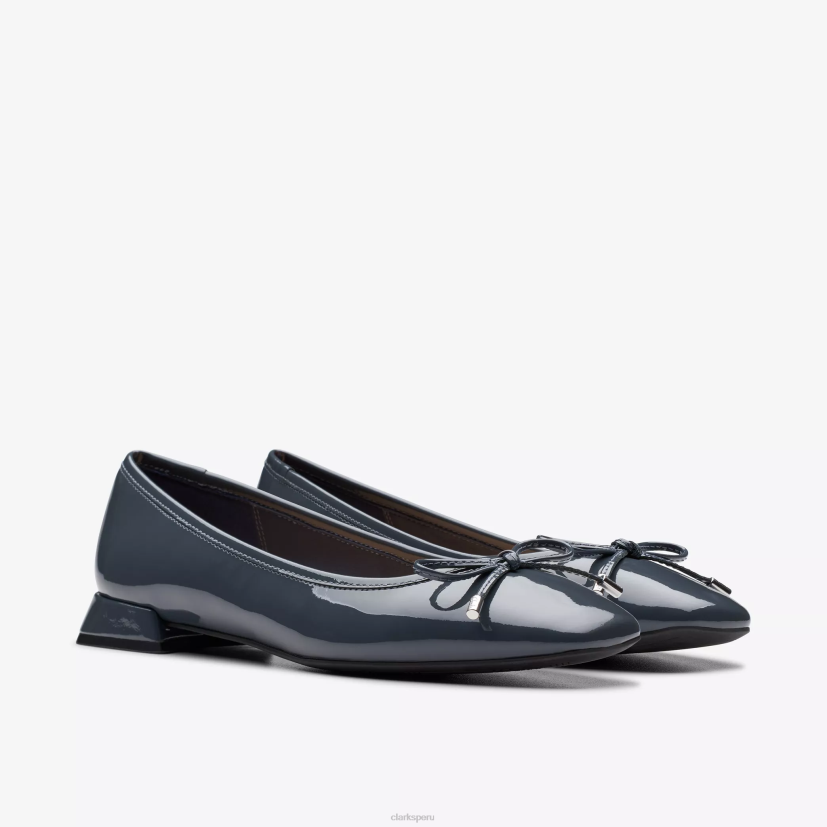 HZVP257 ubree 15 pasos patente azul marino Clarks