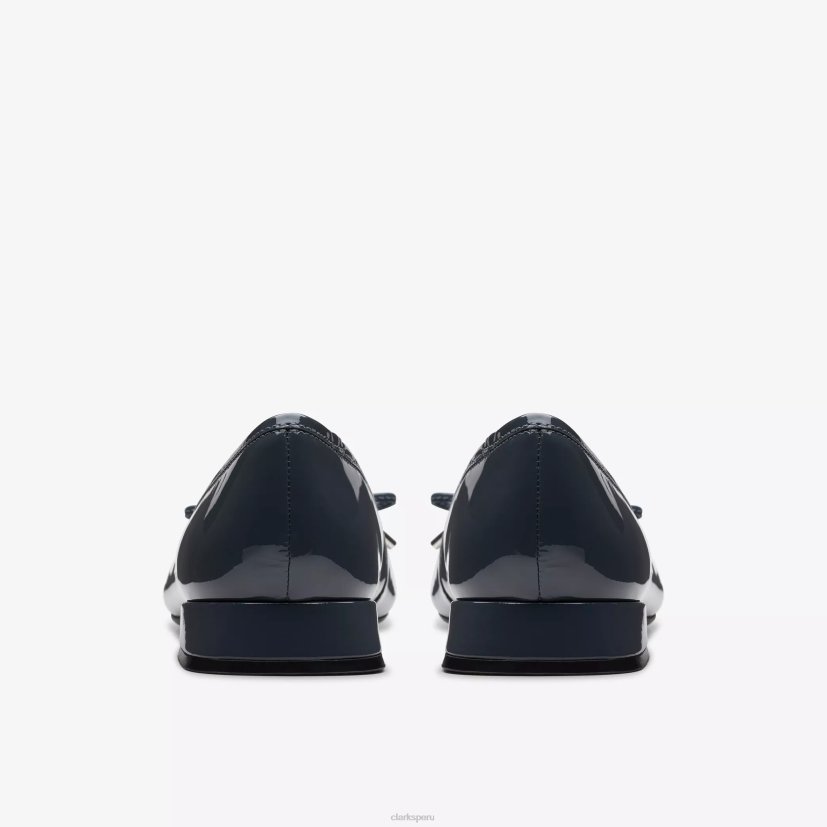 HZVP257 ubree 15 pasos patente azul marino Clarks