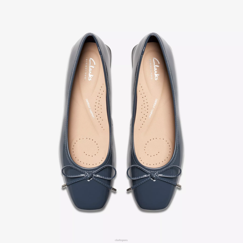 HZVP257 ubree 15 pasos patente azul marino Clarks