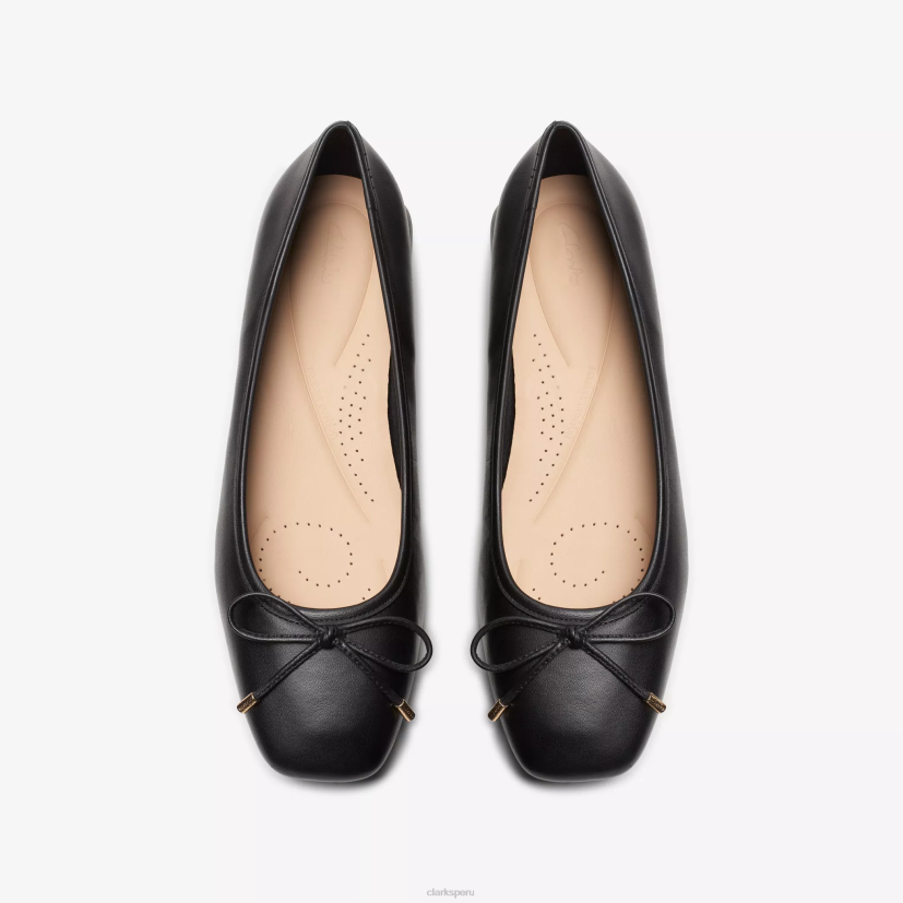 HZVP259 ubree 15 pasos cuero negro Clarks