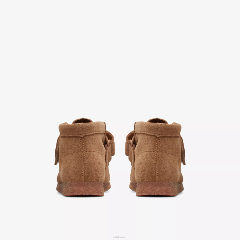 HZVP1014 bota wallabee niño gamuza de trigo Clarks